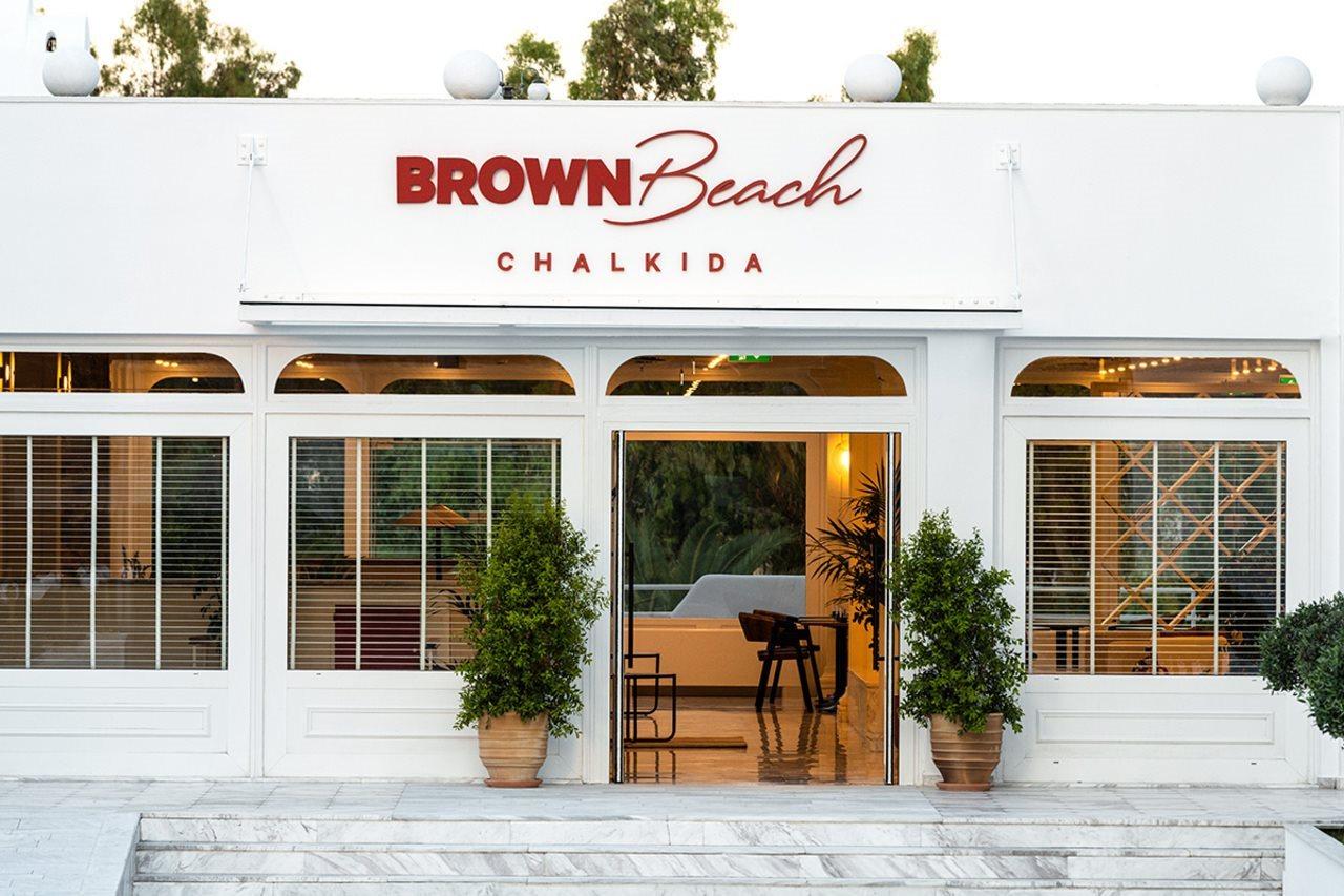 Brown Beach Chalkida Exterior photo